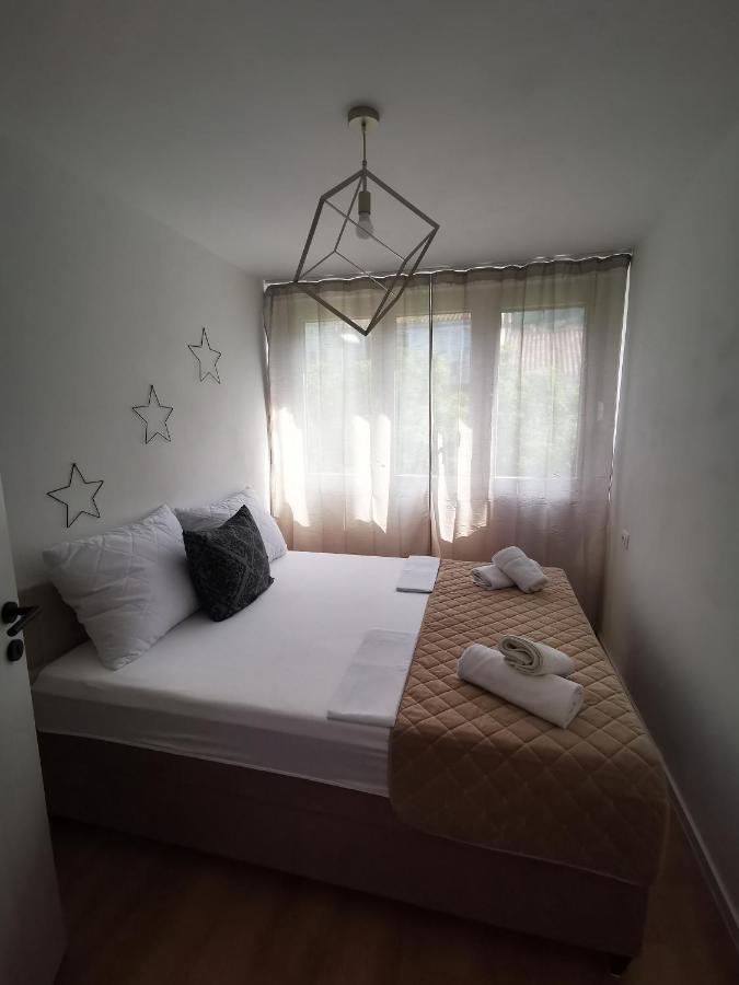 City Center Apartment Bravos Макарска Екстериор снимка
